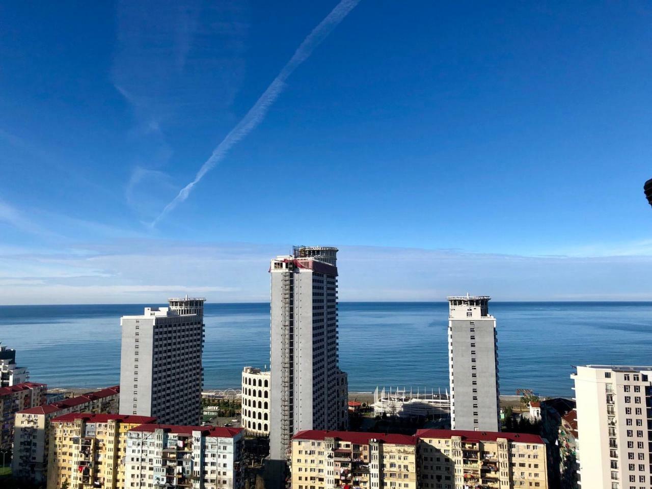 Cozy Bright Apartment With Amazing Sea View Batum Dış mekan fotoğraf