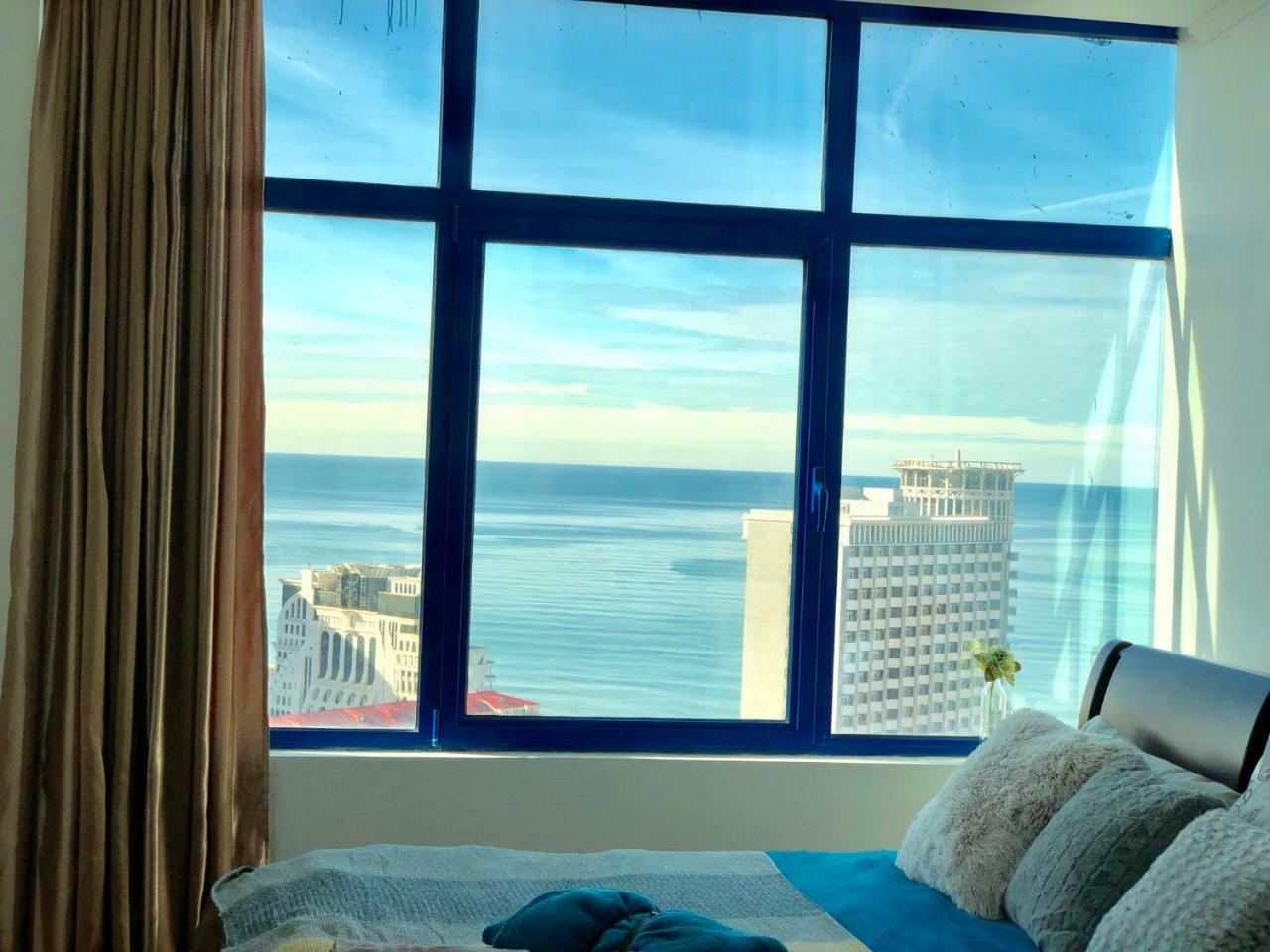 Cozy Bright Apartment With Amazing Sea View Batum Dış mekan fotoğraf