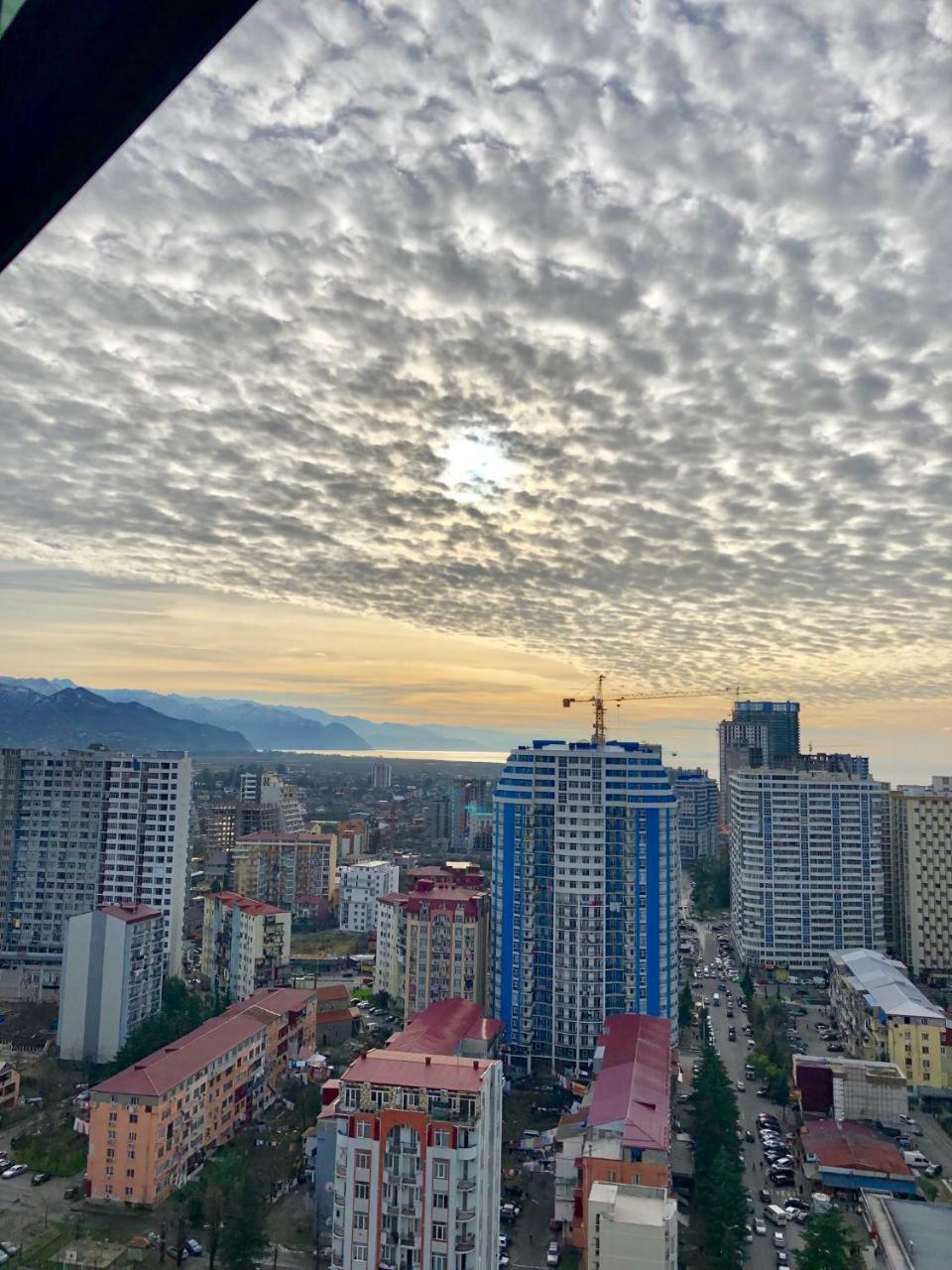 Cozy Bright Apartment With Amazing Sea View Batum Dış mekan fotoğraf