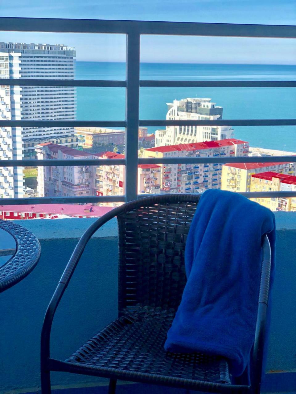 Cozy Bright Apartment With Amazing Sea View Batum Dış mekan fotoğraf
