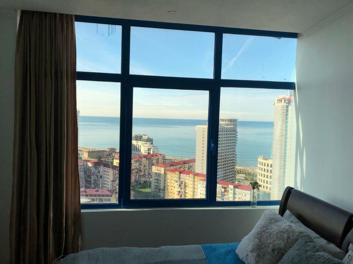 Cozy Bright Apartment With Amazing Sea View Batum Dış mekan fotoğraf